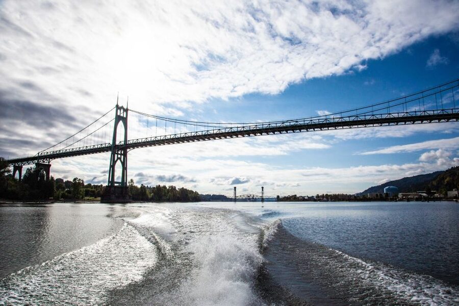 From Portland: Bigfoot Adventure 3.5-hour Jetboat Cruise - Two rivers and one fast boat from Portland
