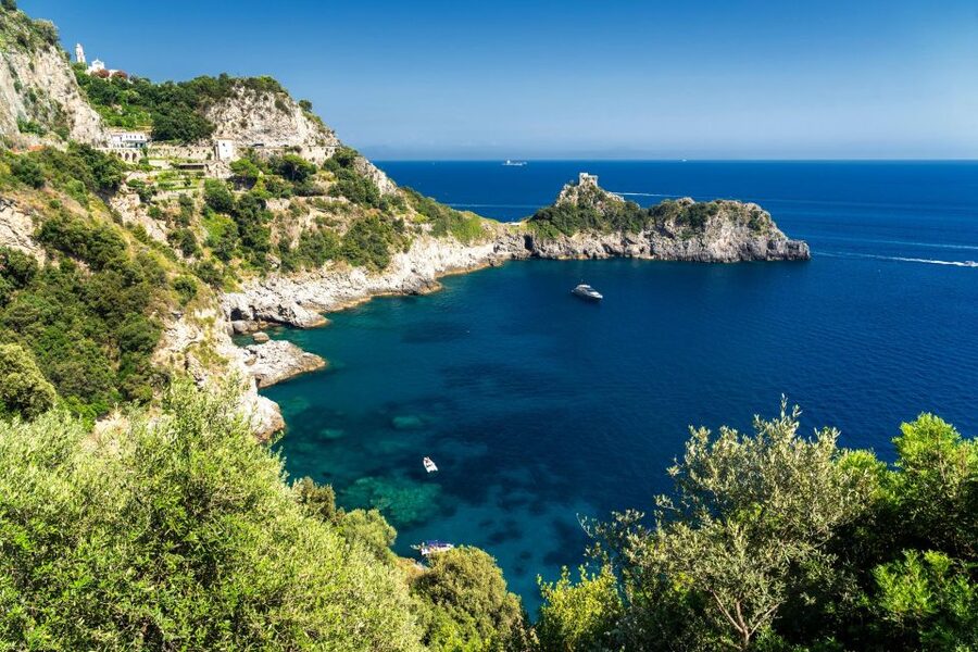 From Positano/Praiano: Amalfi Coast Speedboat Tour - The skipper can make or break the experience