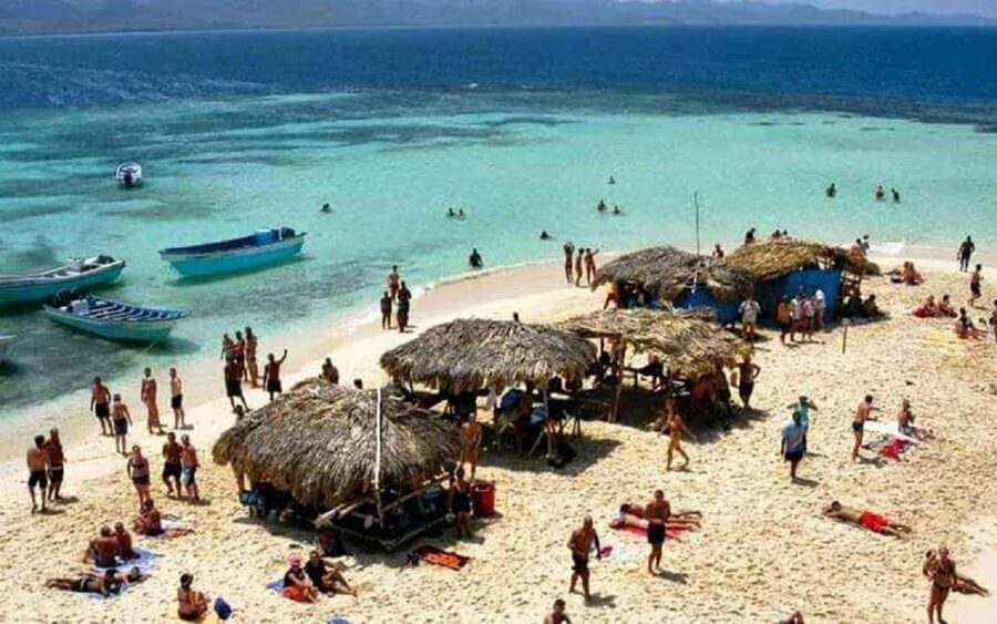 From Puerto Plata: Cayo Arena by VIP Speedboat and Snorkel - Key points at a glance