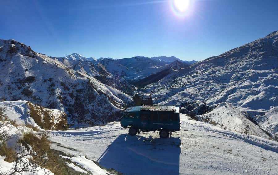 From Queenstown: Skippers Canyon Jet Boat Ride - Pipeline Bungy is a useful pause
