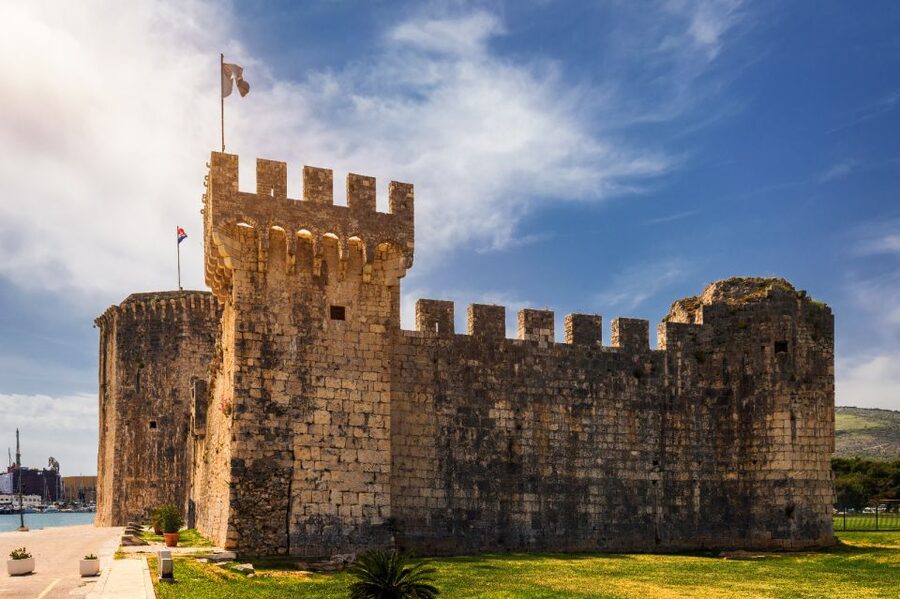 From Split: Blue Lagoon and Trogir Half-Day Speedboat Tour - What the $69 price really covers