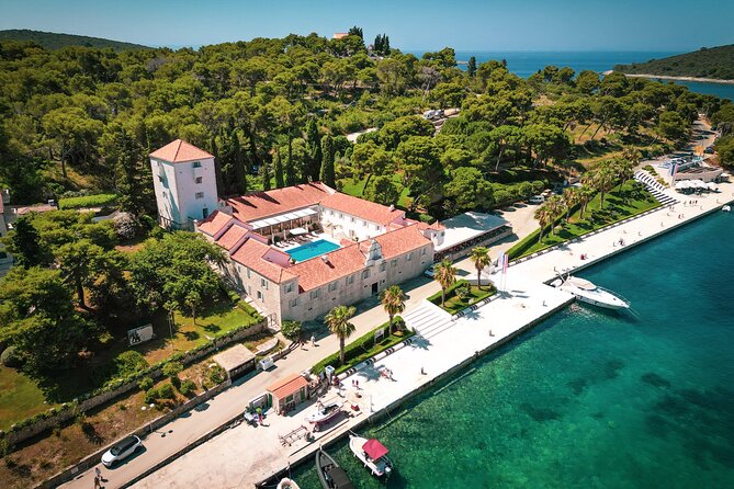 From Trogir & Split: Half Day Speedboat Tour with Blue Lagoon - What the speedboat adds to the experience