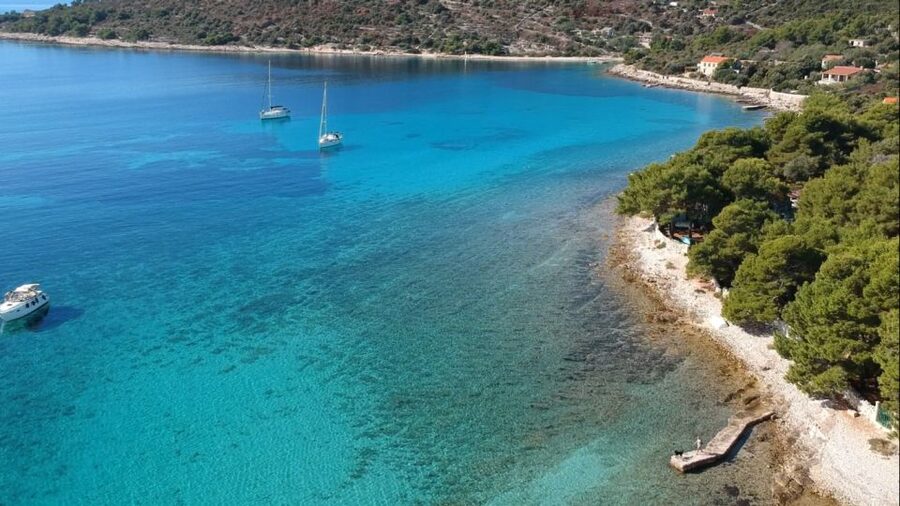 From Trogir: Three Islands Half-Day Speedboat Tour - The Blue Lagoon: 90 minutes in clear water
