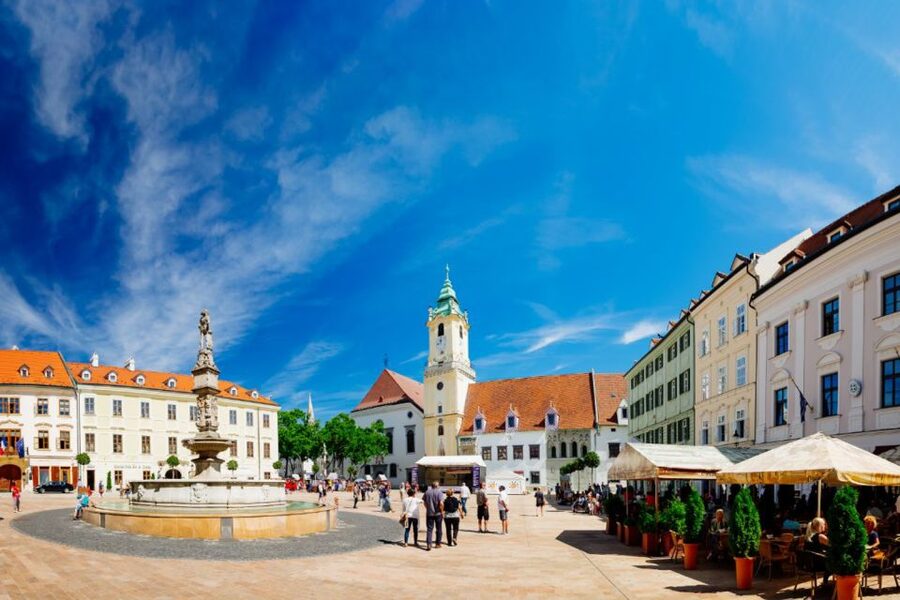From Vienna: Guided Tour to Bratislava with Speed Boat Ride - Practical advice before you book