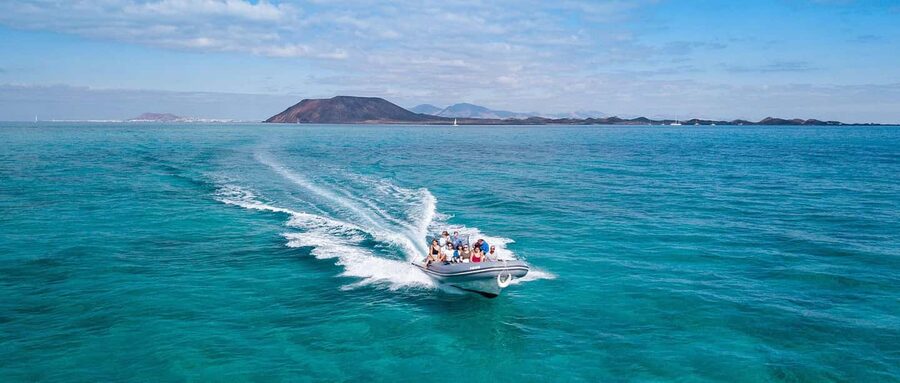 Fuerteventura: Lobos Island Round-Trip Speedboat Ticket - A short, lively crossing from Corralejo