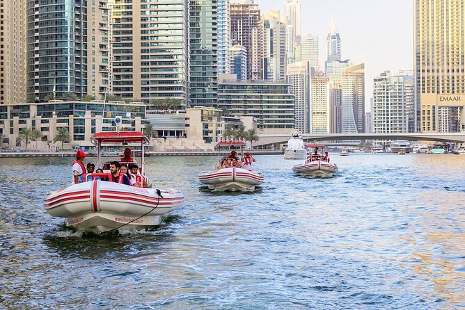 Full-Day Guided Speedboat Tour in Dubai - What the crew adds to the ride