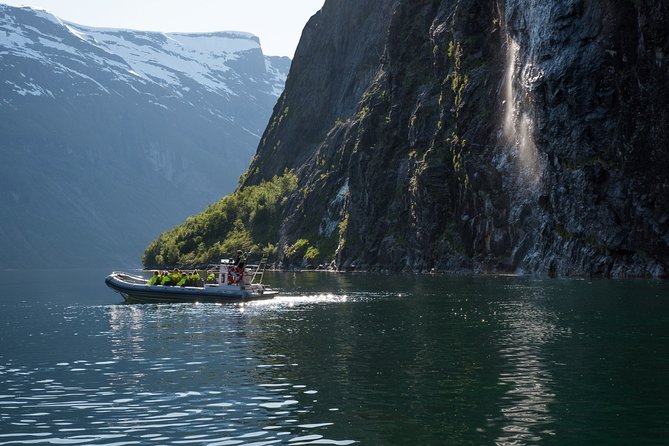 Geiranger: RIB Fjordsafari Geirangefjord - Friaren and the old mountain farms