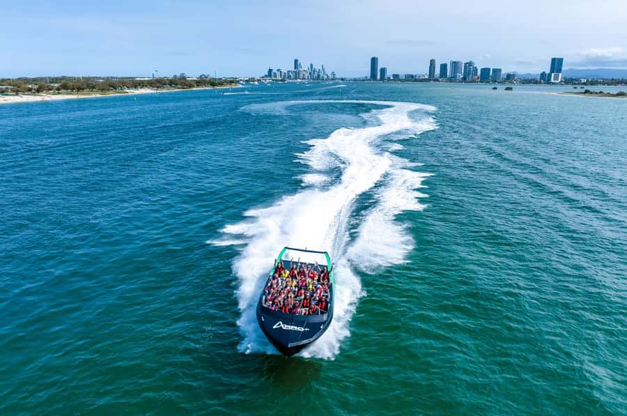 Gold Coast: Jet Boat Ride & Sea World Entry Ticket - Who should book this experience?