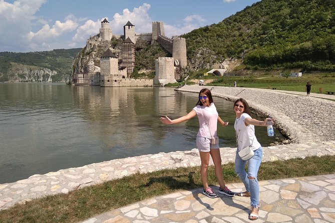Golubac Fortress w/Iron Gate Speed Boat & Rakija Distillery tour - Seeing the fortress from the Danube