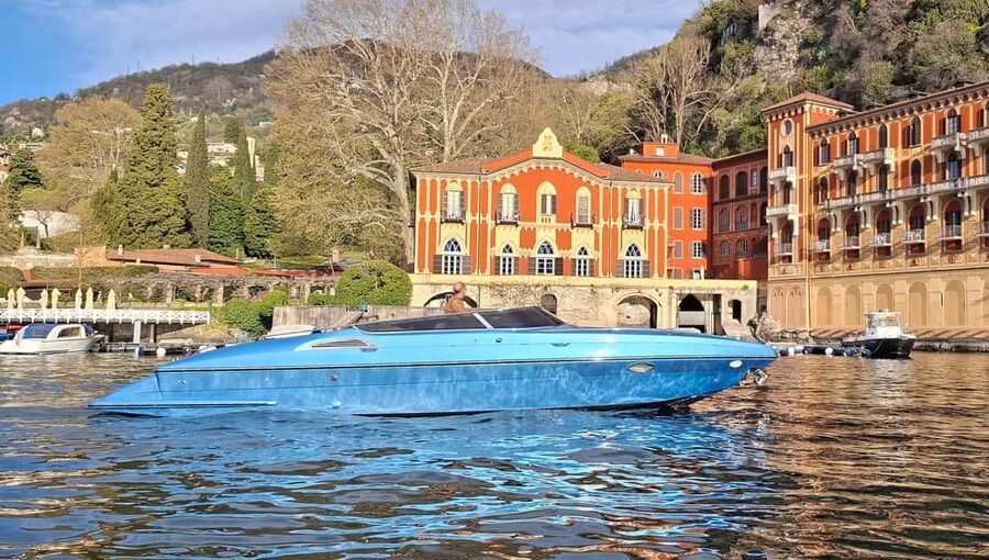 Grand Tour, on luxury speedboat at Lake Como - From Como toward Laglio and Villa del Balbianello