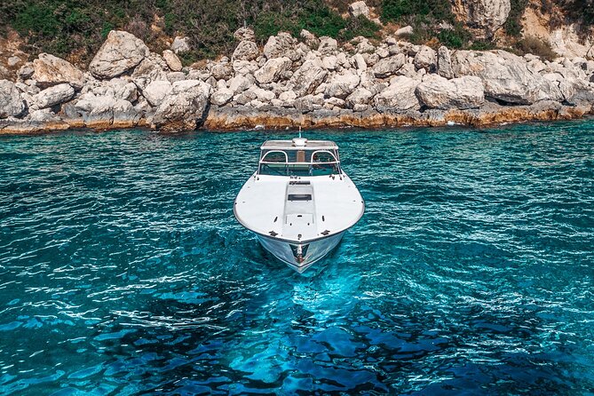 Half day around Capri by Itama 38 speedboat - Timing, meeting point, and weather