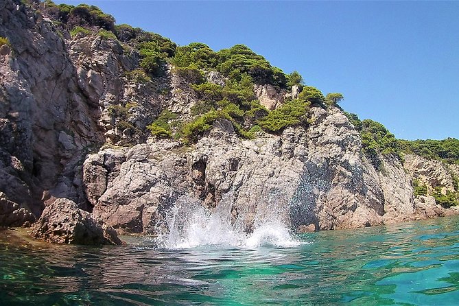 Half-Day Best Beaches & Bays Private Speed Boat Tour - Sunj Beach is the tour’s best sandy pause