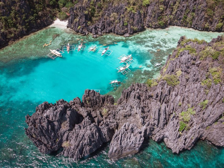 Half-Day Seasation Premium Speedboat Group Island Hopping - Route two: Cadlao Lagoon, Helicopter Island, and Small Lagoon