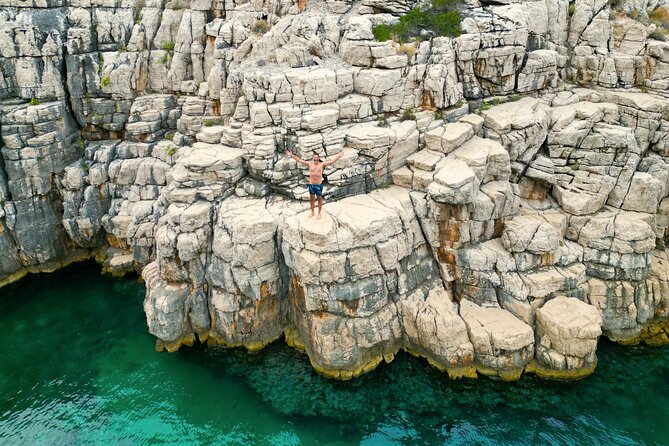 Half-day Speedboat Tour: Explore Hidden Gems of Hvar Island - Zečevo islet and the final hour on the water