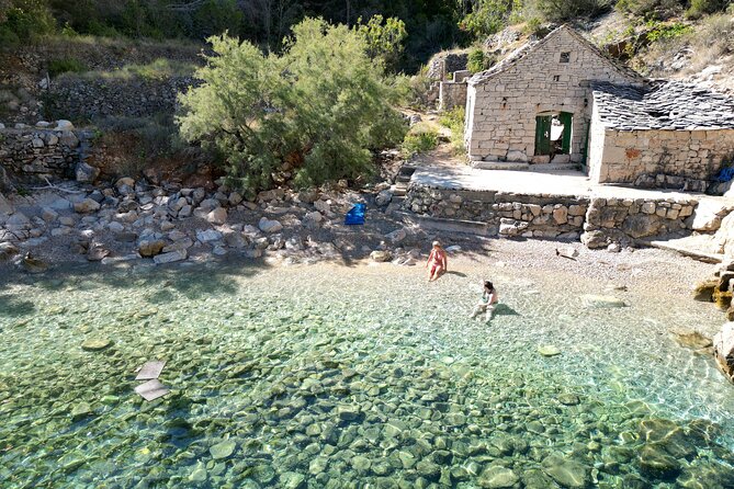 Half-day Speedboat Tour: Explore Hidden Gems of Hvar Island - What the boat setup means for your day