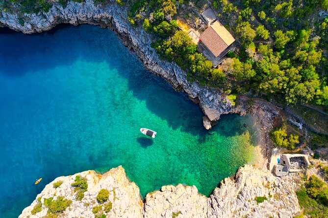 Half-day Speedboat Tour: Explore Hidden Gems of Hvar Island - Mala Stiniva, where the cliffs meet the sea