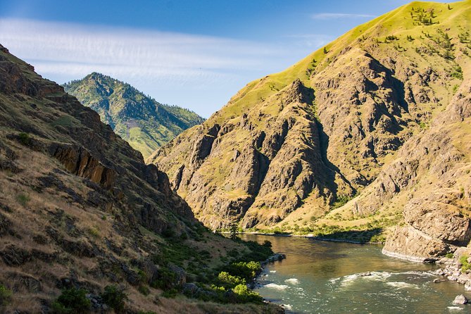Hells Canyon Kirkwood Jet Boat Tour near Boise, Idaho - Reaching the launch site below Hells Canyon Dam