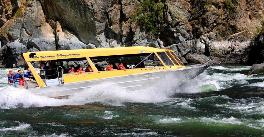 Hells Canyon: Yellow Jet Boat Tour to Kirkwood, Snake River - From bare rock to alpine forest