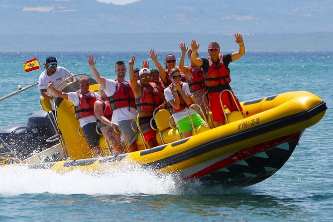 High-Speed Speedboat Adventure in the Bay of Alcudia - What 90 kilometers per hour feels like on the bay