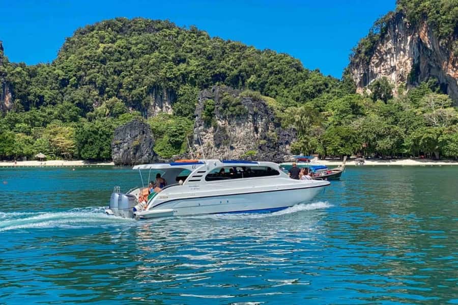 Hong Island Tour by Speedboat - First views of Hong Island
