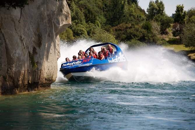 Hukafalls Jet Boat Ride in Taupo - What the 360-degree spins feel like