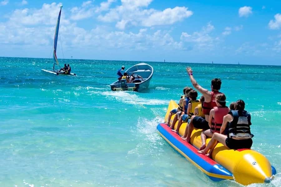 Hurghada: Dolphin House & Water sports Banana by Speedboat - Quick points before you book