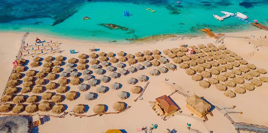 Hurghada: Paradise Speedboat w/ Optional Snorkeling & Lunch - From hotel pickup to the Hurghada marina