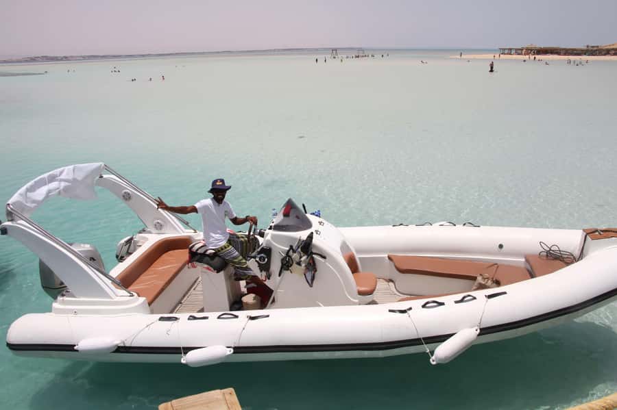 Hurghada: Private Luxury Speedboat W Snorkelling & Fruits - Who will get the most from this trip