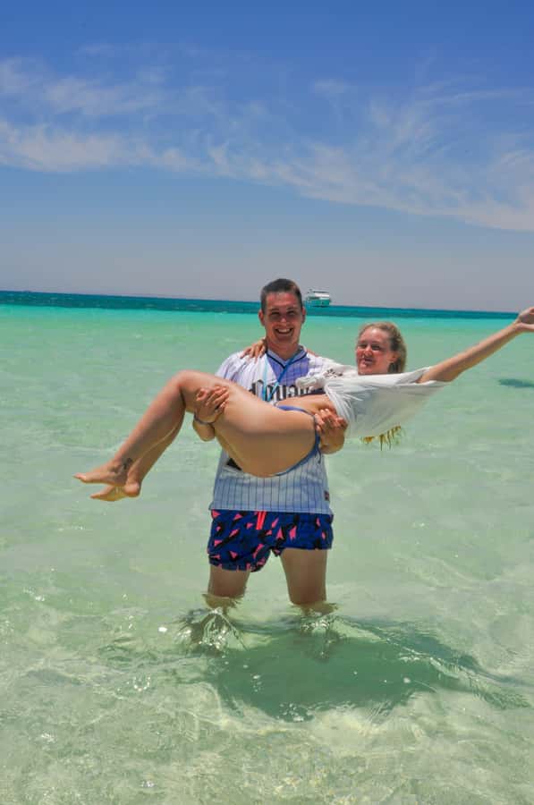 Hurghada: Private Luxury Speedboat W Snorkelling & Fruits - What comes with the $329 price