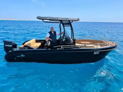 Private Speedboat Adventure with Snacks & Pick-up