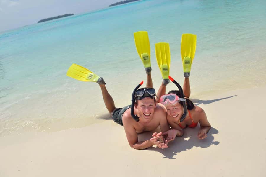 Hurghada: Speedboat Dolphin Watching & Snorkeling with Lunch - Lunch, fruit, and what you actually get