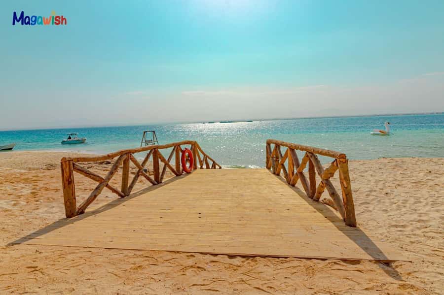 Hurghada : Sunset & Barbecue at Magawish Island By Speedboat - Forty-five minutes among Magawish’s coral reefs