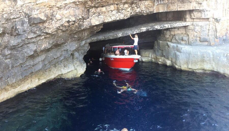 Hvar: Private Blue Cave and Vis Speedboat Tour - What the boat and crew add