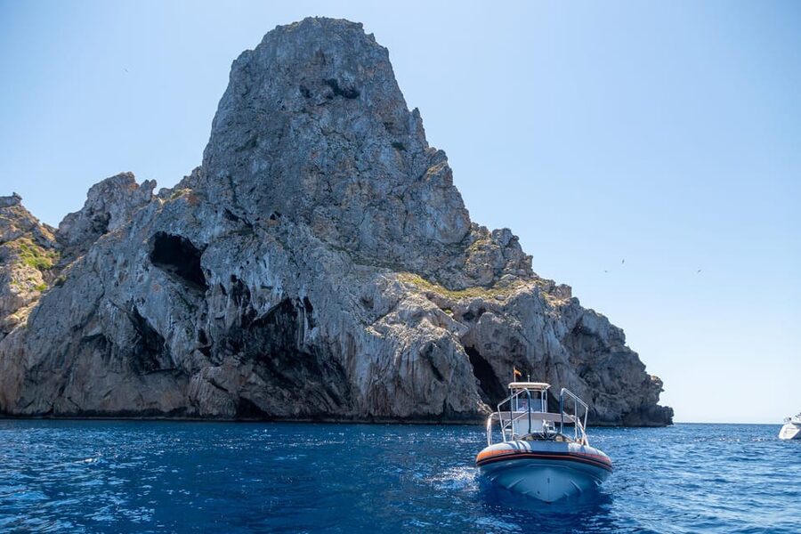 Ibiza: SpeedBoat trip to Atlantis & Es Vedra Snorkel+Paddle - Is $101 a fair price?