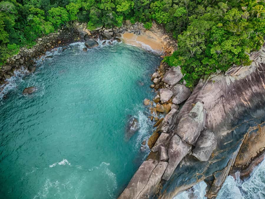 Ilha Grande: 360° Circumnavigation Speed Boat Tour - 8h - Aventureiro, the photo stop everyone recognizes