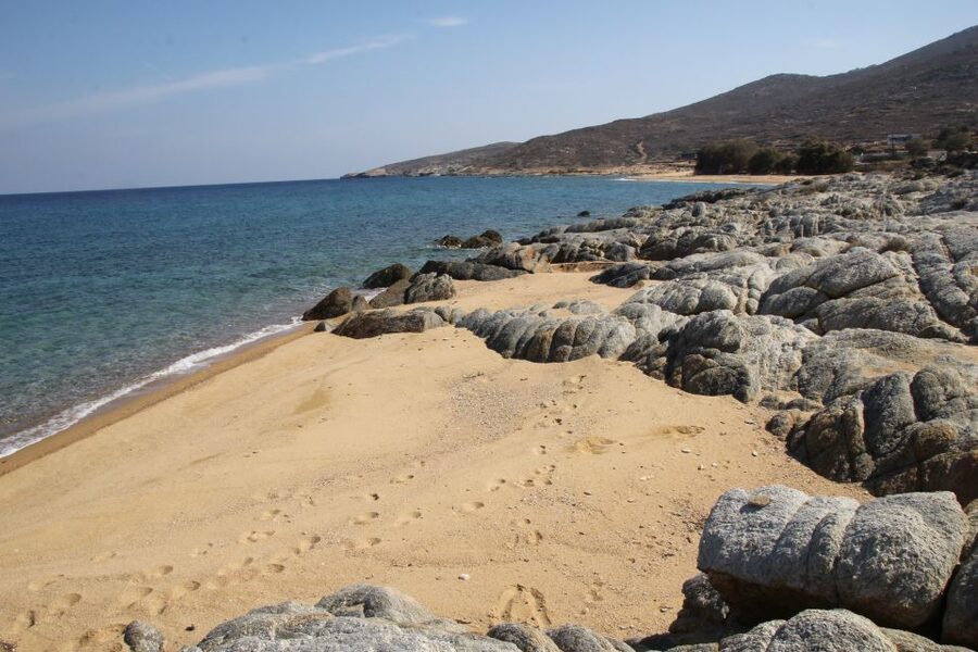 Ios Island: Speedboat Cruise from Mylopotas Beach - Starting at Mylopotas Beach