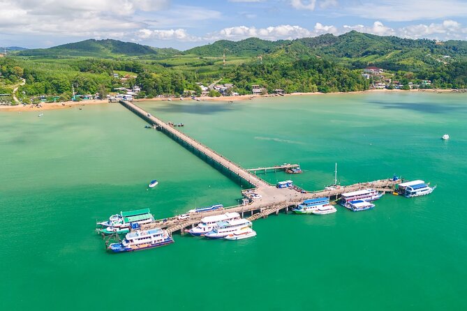 James Bond Island by Speedboat and Canoe at Hong Island - Khao Khian keeps the cultural sights brief