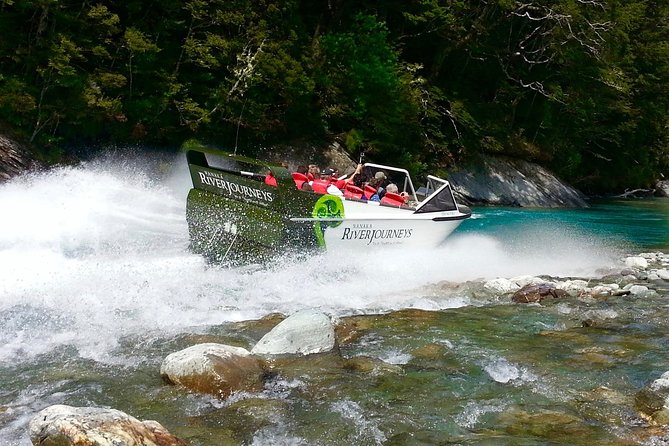 Jet Boat and Wilderness Walk Tour from Wanaka - What makes the guides important