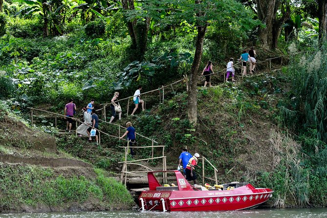 Jet Boat Safari on the Sigatoka River - From Nakaracia to the river’s interior