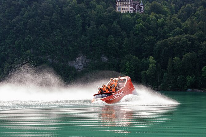 Jetboat Interlaken - Who will enjoy this ride most