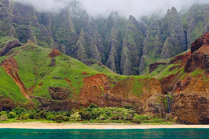 Kauai: Nā Pali Coast Zodiac Raft Expedition and Snorkeling - What the boat ride really feels like
