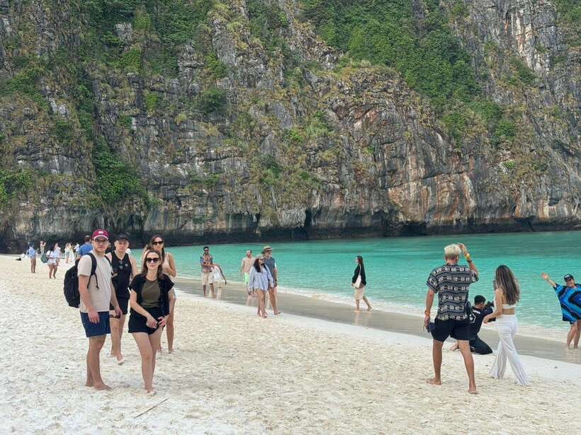 Ko Phi Phi Don: Speedboat Day Trip with Shark Snorkeling - Speedboat comfort and group feel