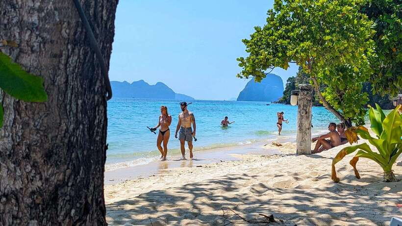 Koh Lanta: 4 Islands, Emerald Cave & Koh Kradan by Speedboat - Koh Ngai finishes the water activities