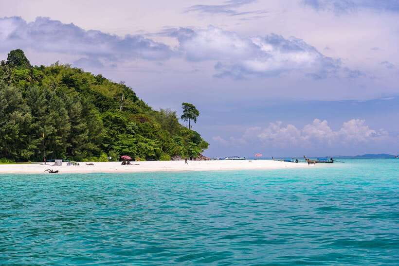 Koh Lanta: Tin's Speedboat Odyssey to Bamboo Island & Beyond - Maya Bay is beautiful, famous, and crowded