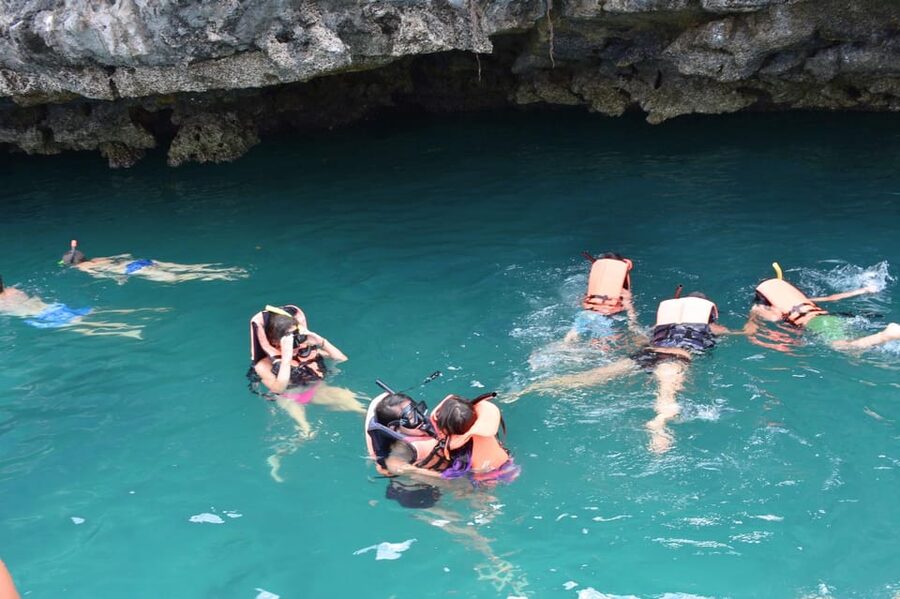 Koh Phangan: Angthong Emerald Waters & Kayaking by Speedboat - The Climb to Talay Nai Lagoon