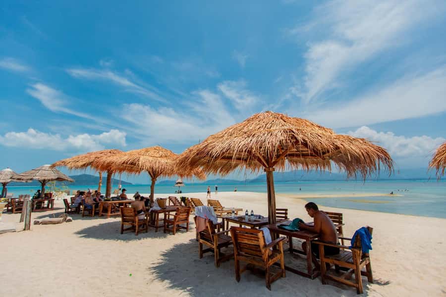 Koh Samui: Pig Island & Koh Tan Speedboat Tour with Lunch - Lunch, drinks, and the schedule detail to check