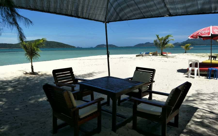 Koh Samui: Snorkeling and Kayaking by Speedboat - Sea kayaking along Koh Madsum’s coast