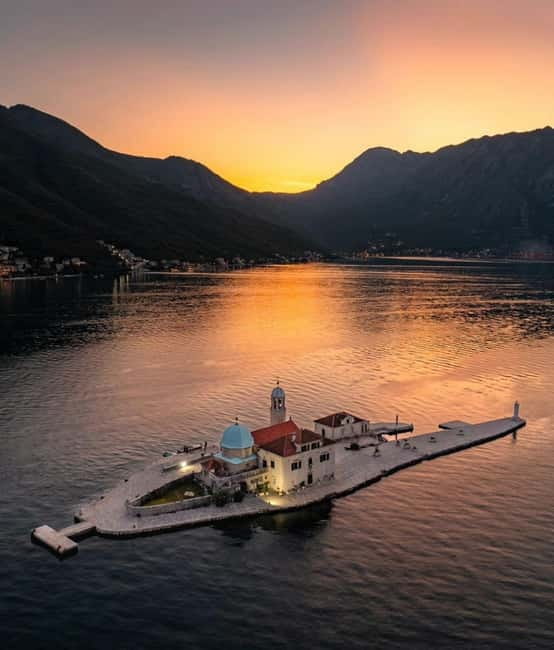 Kotor: Blue Cave and Lady of the Rocks Speedboat Tour - Leaving Kotor for Perast