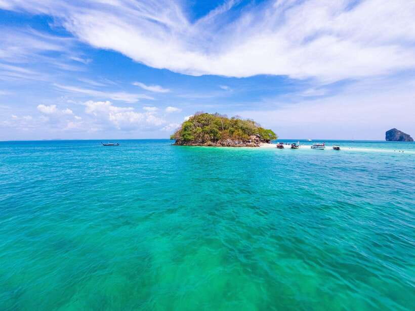 Krabi: 4-Island Speedboat Tour with Lunch - What the speedboat pace feels like
