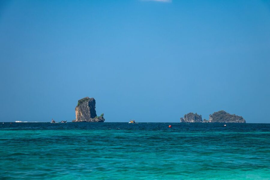 Krabi: 4 Islands Day Tour by Speedboat or Longtail Boat - Who Should Book This Krabi Boat Trip?